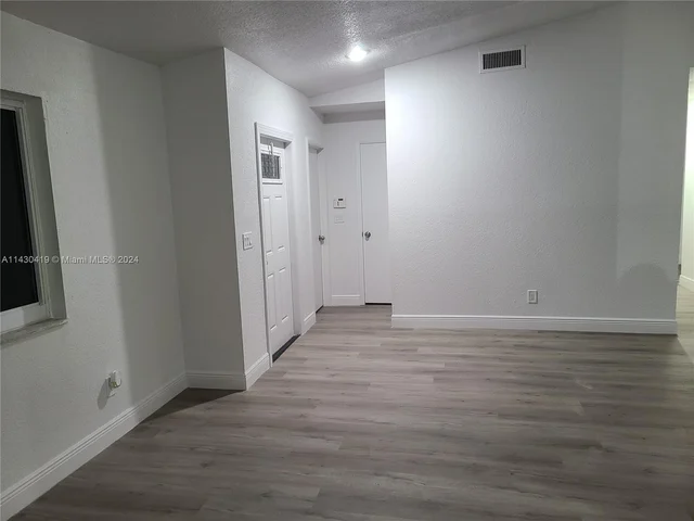 4711 NW 17th St, Lauderhill FL 33313