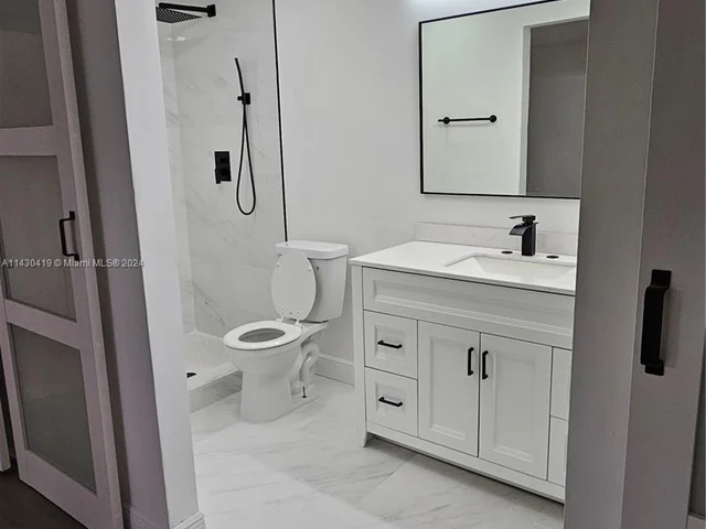 4711 NW 17th St, Lauderhill FL 33313