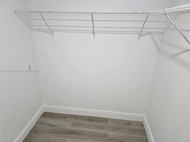 4711 NW 17th St, Lauderhill FL 33313