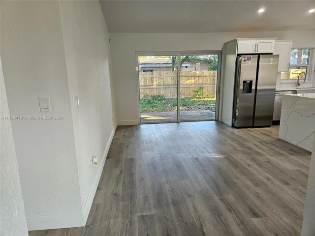 4711 NW 17th St, Lauderhill FL 33313