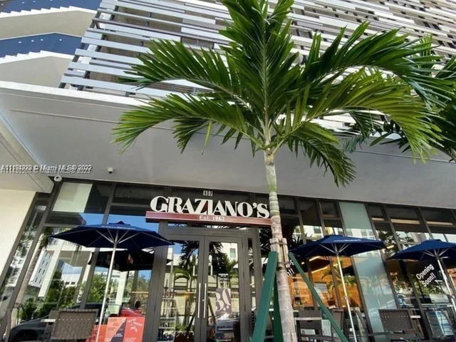 2960 NE 207th St # 704, Aventura FL 33180