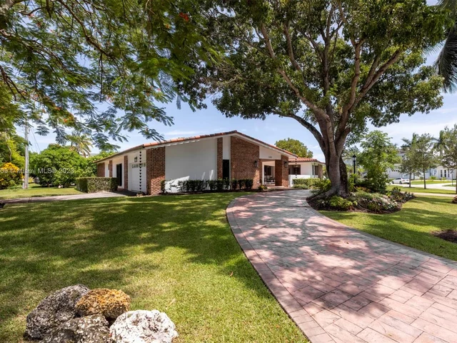 1181 San Pedro Ave, Coral Gables FL 33156