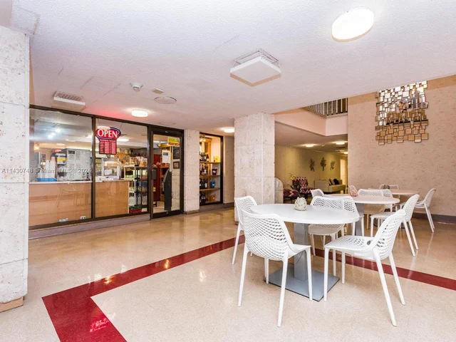 1985 S Ocean Dr # 2L, Hallandale Beach FL 33009