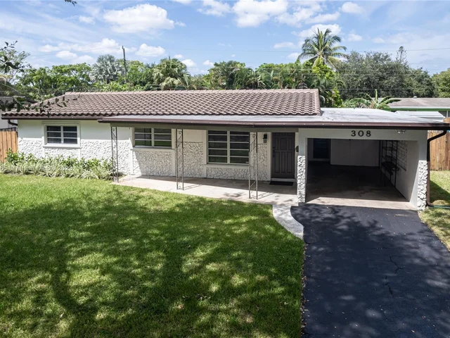 308 S 56th Terrace, Hollywood FL 33023