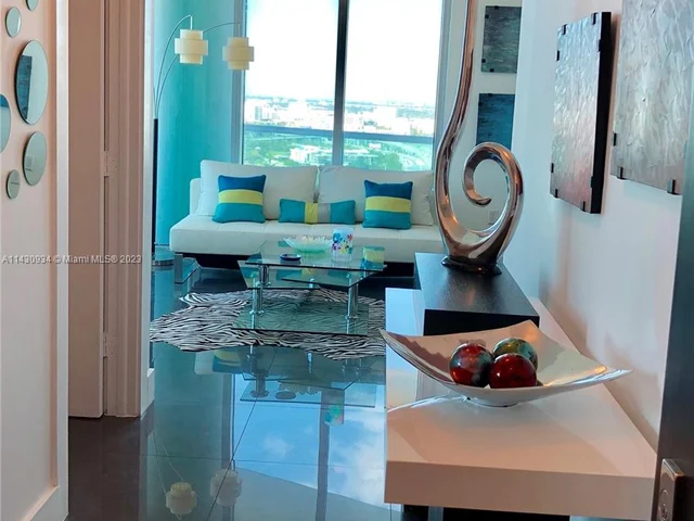 900 Biscayne Blvd # 3012, Miami FL 33132