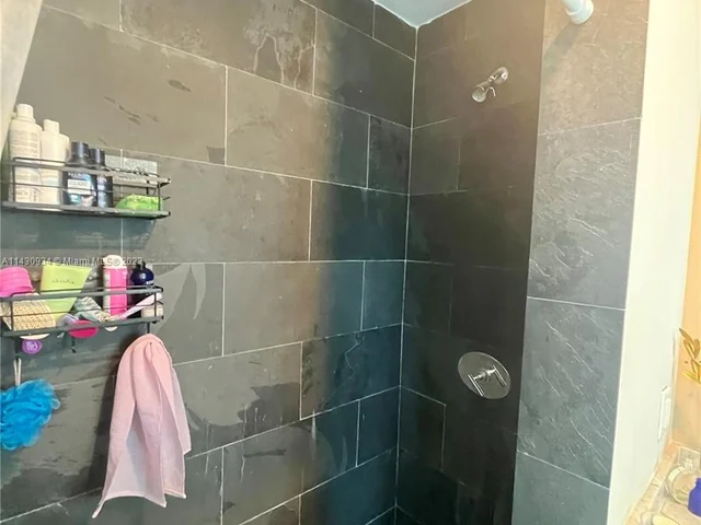 900 Biscayne Blvd # 3012, Miami FL 33132