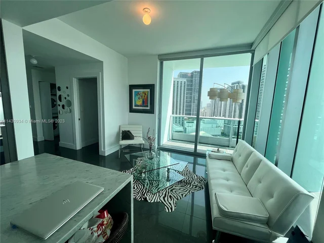 900 Biscayne Blvd # 3012, Miami FL 33132