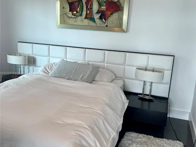 900 Biscayne Blvd # 3012, Miami FL 33132