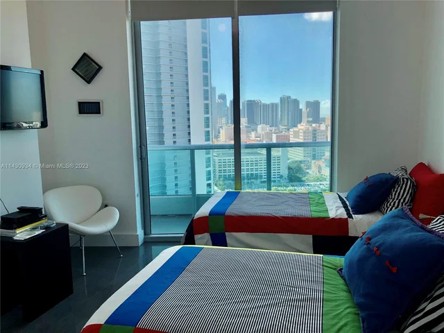 900 Biscayne Blvd # 3012, Miami FL 33132