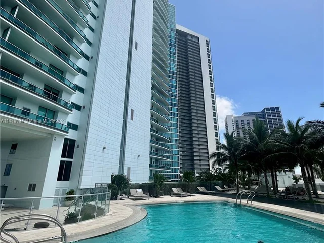 900 Biscayne Blvd # 3012, Miami FL 33132