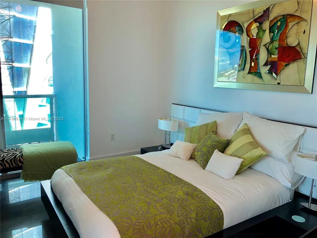 900 Biscayne Blvd # 3012, Miami FL 33132