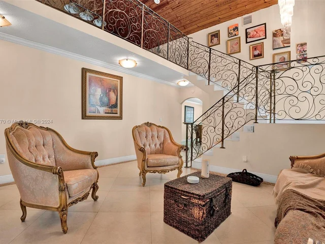 8240 NW 163rd St, Miami Lakes FL 33016