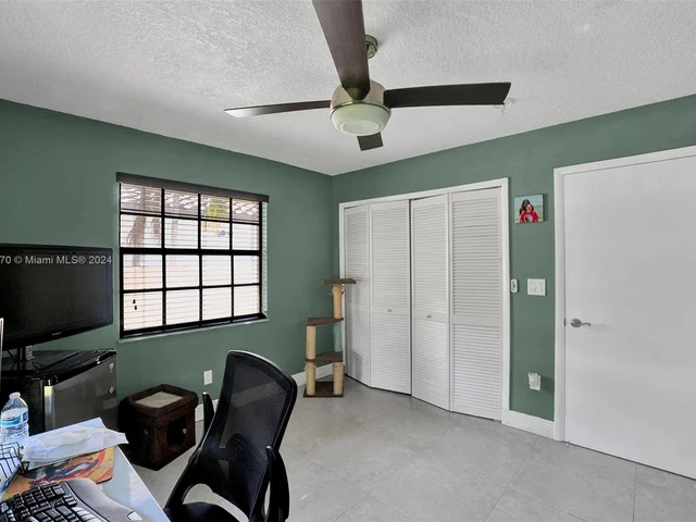 8240 NW 163rd St, Miami Lakes FL 33016