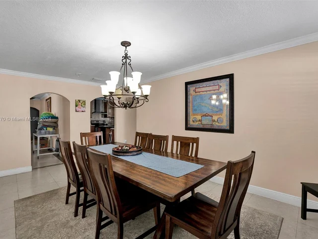 8240 NW 163rd St, Miami Lakes FL 33016