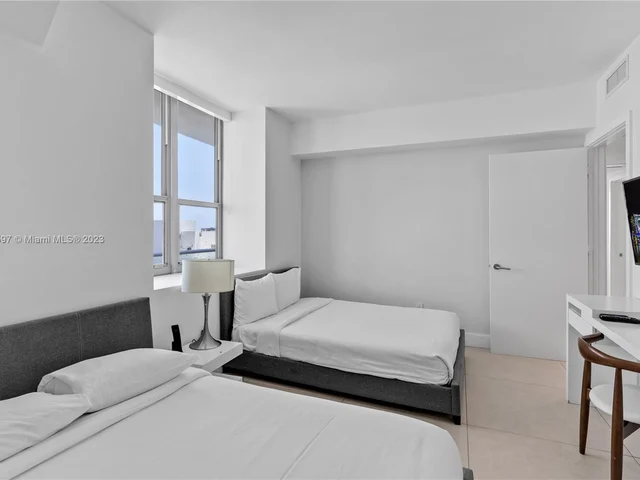 4111 S Ocean Dr # 2302, Hollywood FL 33019