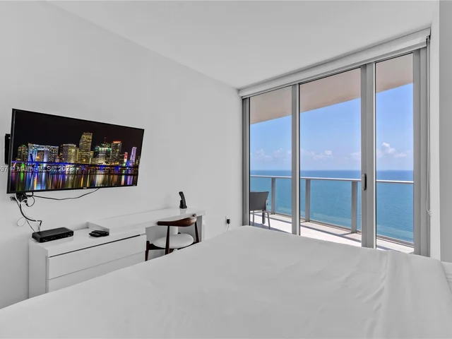 4111 S Ocean Dr # 2302, Hollywood FL 33019