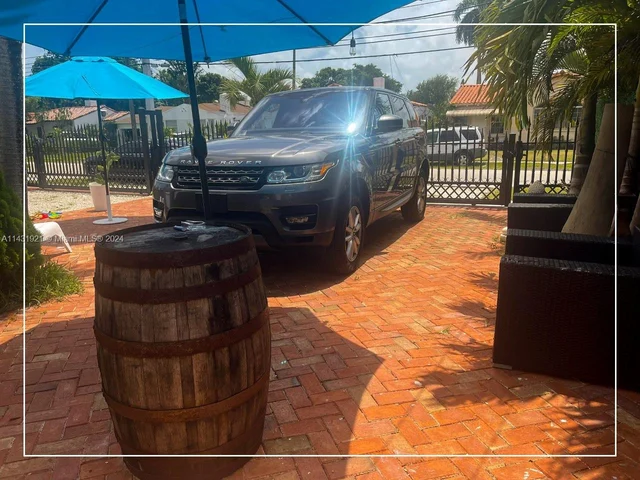 679 NE 87th St, Miami FL 33138