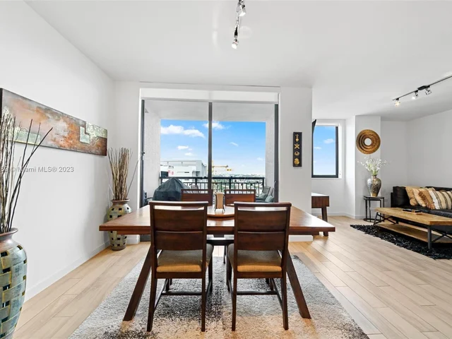 999 SW 1st Ave # 2306, Miami FL 33130