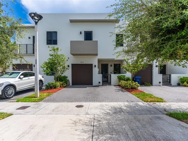 9104 SW 5th Ln # 9104, Miami FL 33174