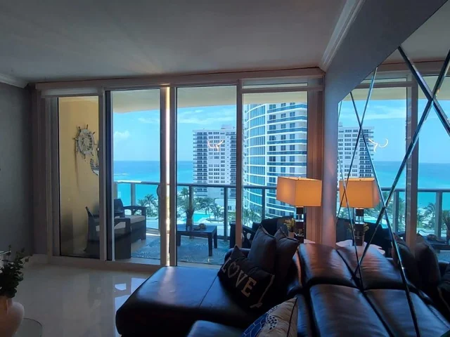 2501 S Ocean Dr, Hollywood FL 33019