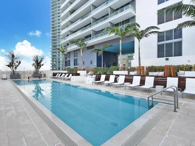 1300 Brickell Bay Dr # 1802, Miami FL 33131