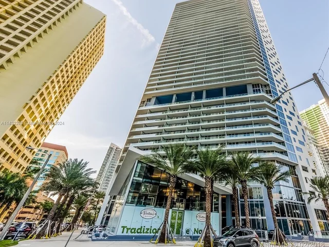 1300 Brickell Bay Dr # 1802, Miami FL 33131