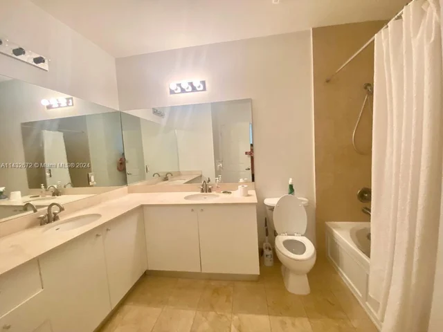 2100 Van Buren St # 216, Hollywood FL 33020