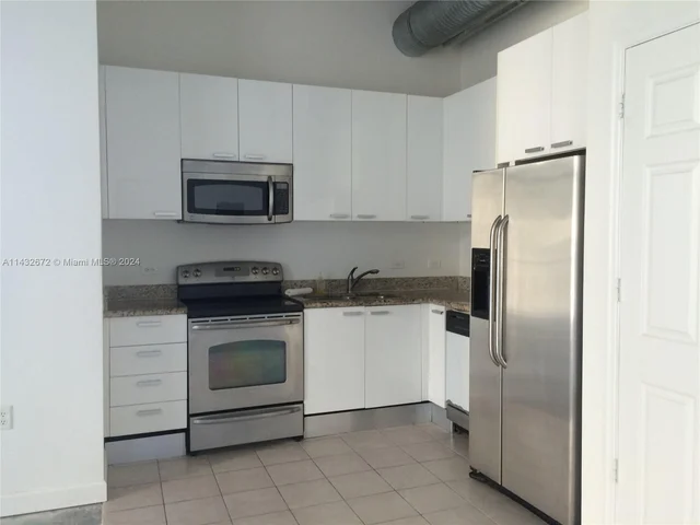 2100 Van Buren St # 216, Hollywood FL 33020