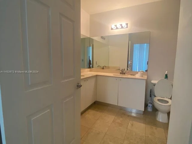 2100 Van Buren St # 216, Hollywood FL 33020