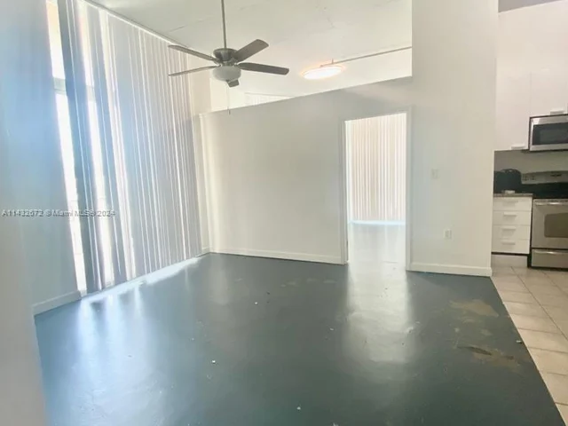 2100 Van Buren St # 216, Hollywood FL 33020