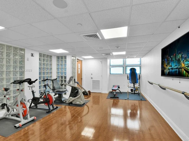 650 West Ave # 2710, Miami Beach FL 33139