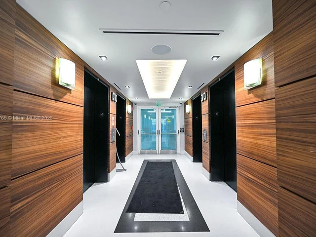 650 West Ave # 2710, Miami Beach FL 33139