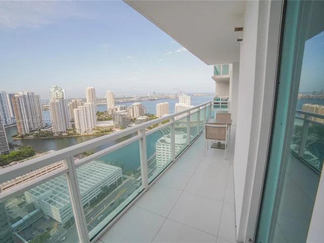 950 BRICKELL BAY DR # 3506, Miami FL 33131