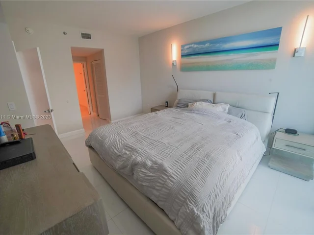 950 BRICKELL BAY DR # 3506, Miami FL 33131