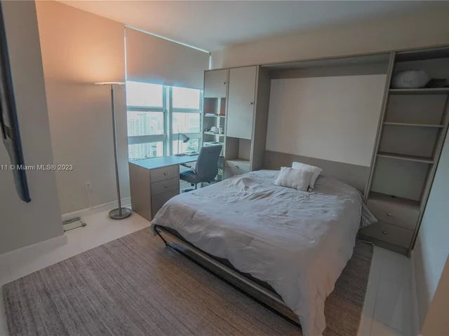 950 BRICKELL BAY DR # 3506, Miami FL 33131