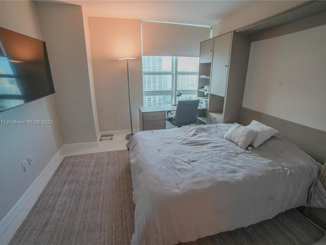 950 BRICKELL BAY DR # 3506, Miami FL 33131