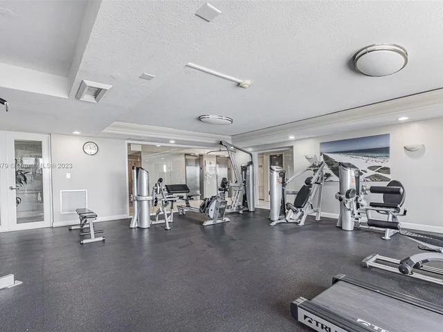 465 Ocean Dr # 506, Miami Beach FL 33139