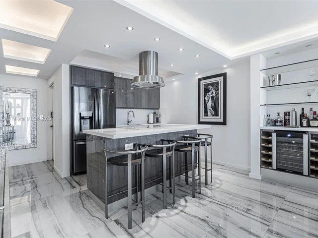 465 Ocean Dr # 506, Miami Beach FL 33139