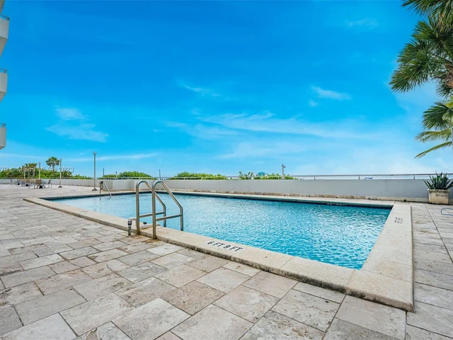 465 Ocean Dr # 506, Miami Beach FL 33139