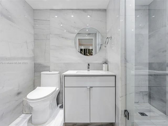 465 Ocean Dr # 506, Miami Beach FL 33139