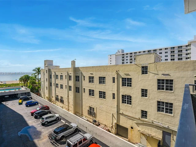 465 Ocean Dr # 506, Miami Beach FL 33139