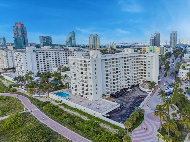 465 Ocean Dr # 506, Miami Beach FL 33139