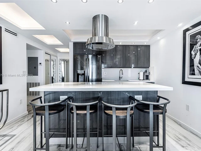 465 Ocean Dr # 506, Miami Beach FL 33139