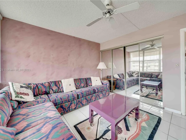 3651 Environ Blvd # 556, Lauderhill FL 33319