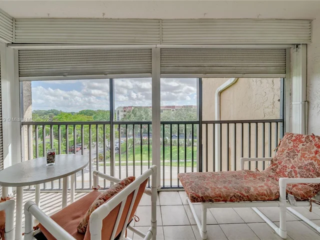 3651 Environ Blvd # 556, Lauderhill FL 33319