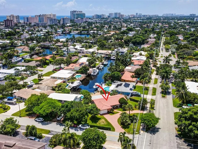1060 NE 26th Ave, Pompano Beach FL 33062