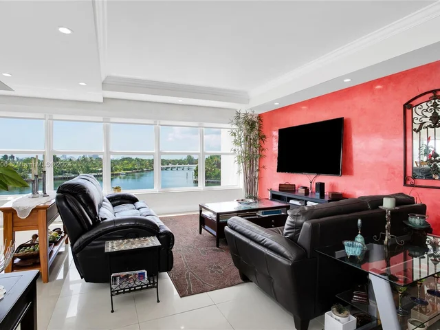 9100 W Bay Harbor Dr, Bay Harbor Islands FL 33154