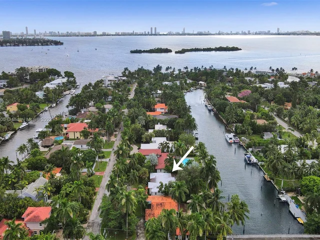 924 Belle Meade Island Dr, Miami FL 33138