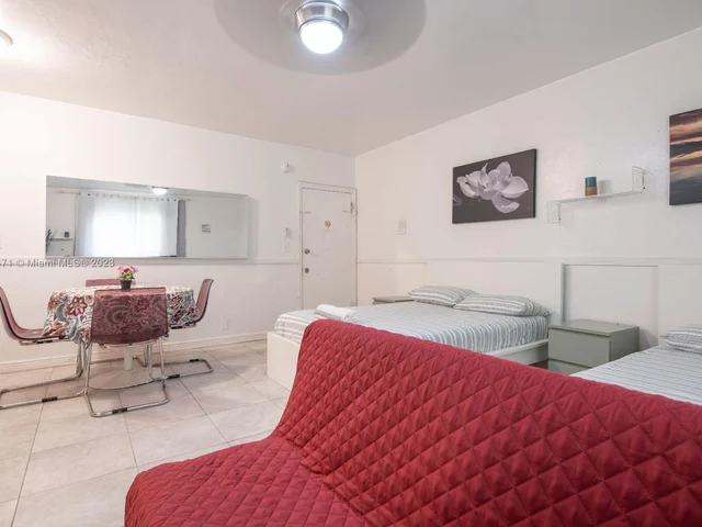 1021 Euclid Ave # 4, Miami Beach FL 33139