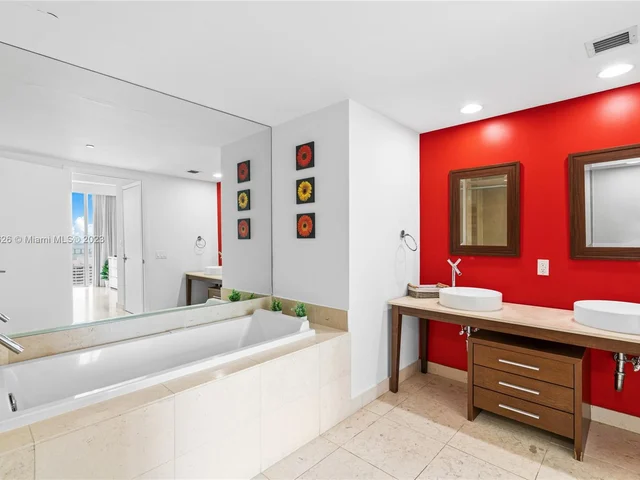 485 Brickell Ave # 2610, Miami FL 33131